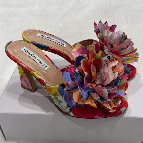 Charles David Shoes - Charles David Colorful Floral Heels,size 7M